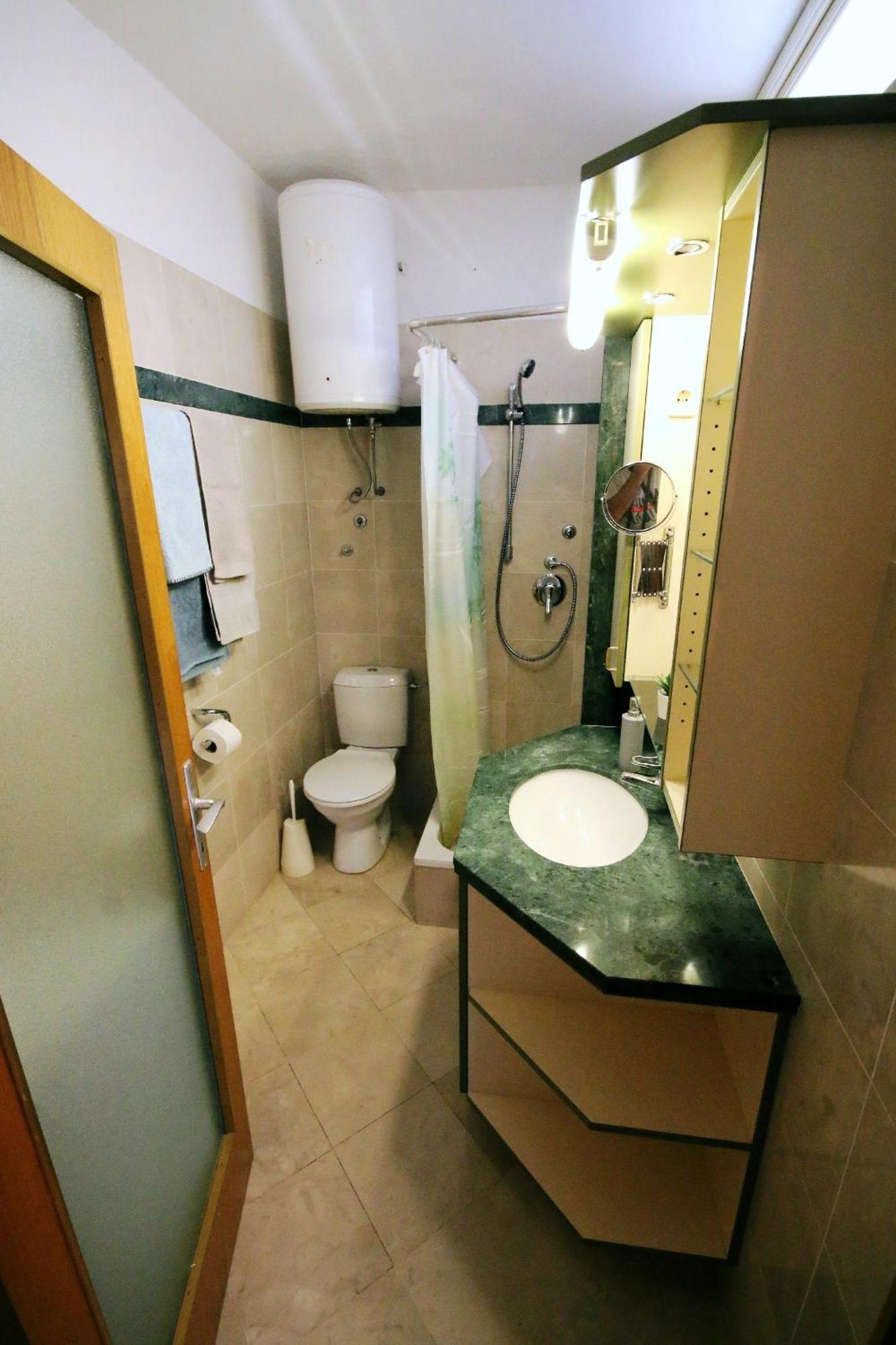 Apartment Orest Sućuraj