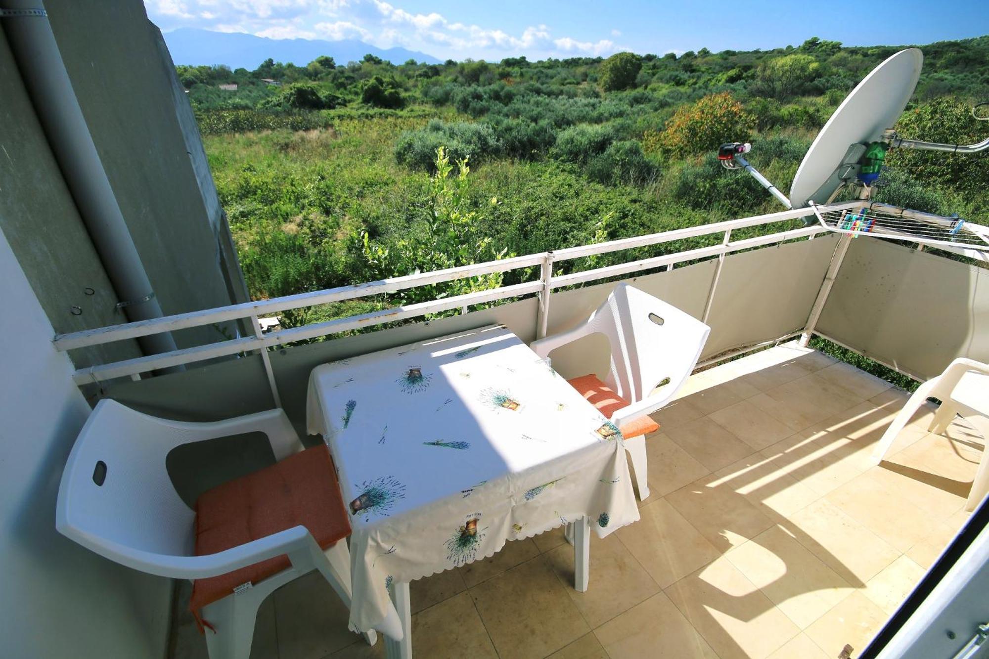 Orest Apartment Sućuraj